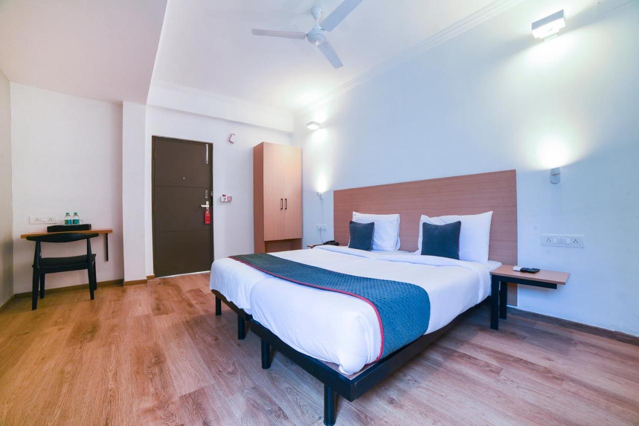 Collection O Vadapalani Hotel Chennai Ngoại thất bức ảnh