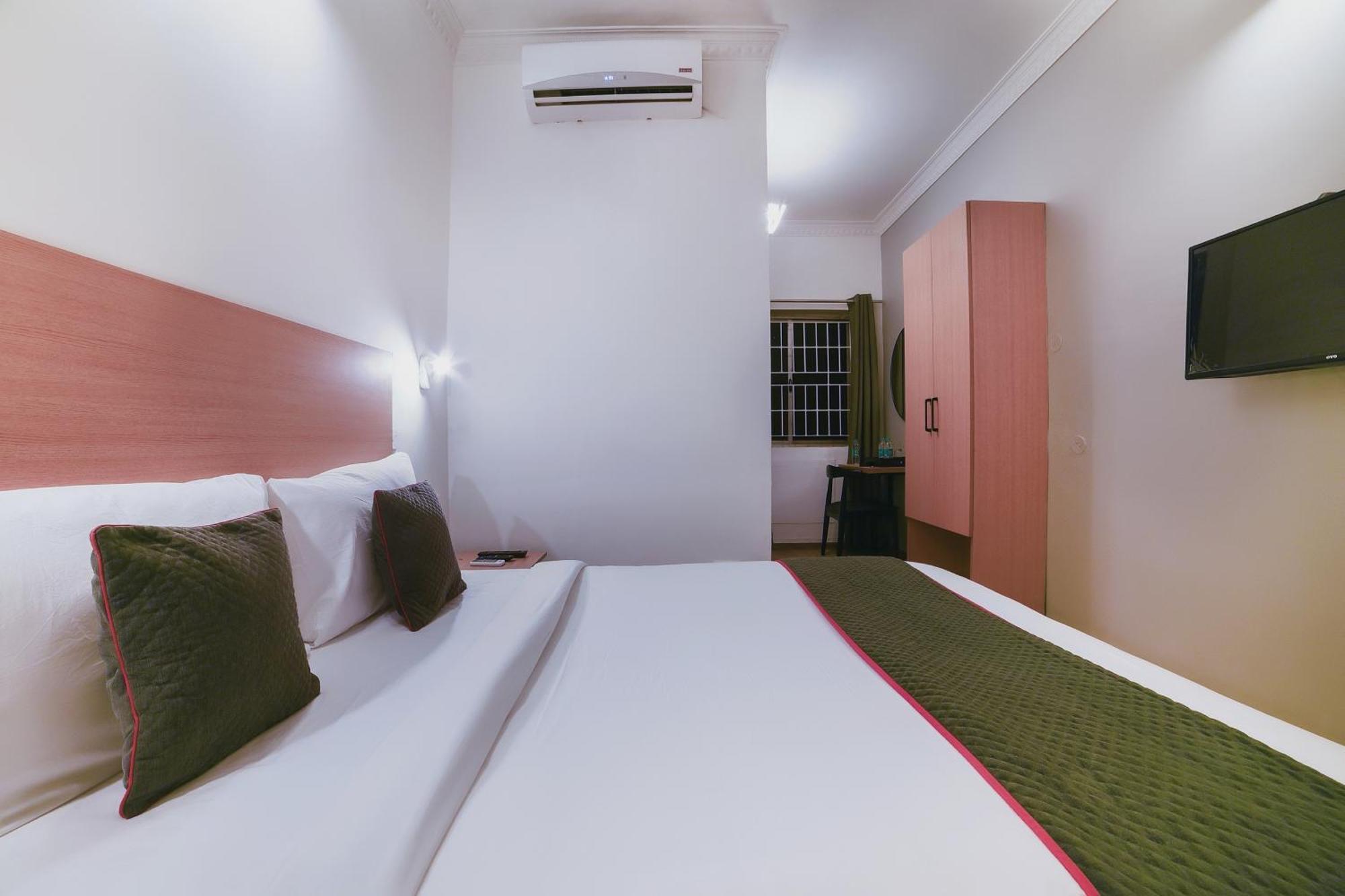 Collection O Vadapalani Hotel Chennai Ngoại thất bức ảnh