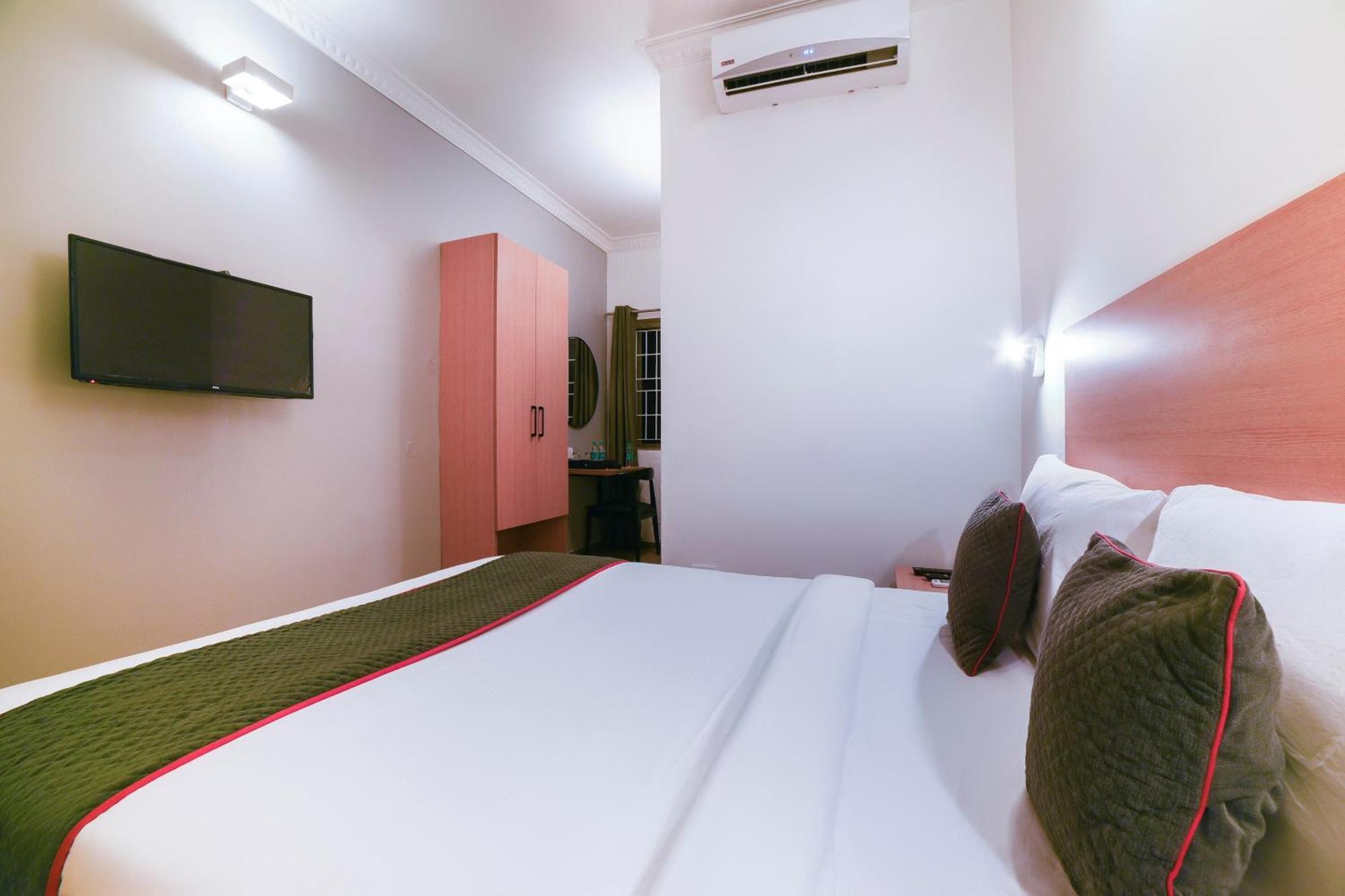 Collection O Vadapalani Hotel Chennai Ngoại thất bức ảnh